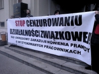 Milczący protest przed sądem przeciwko cenzurze - Poznań